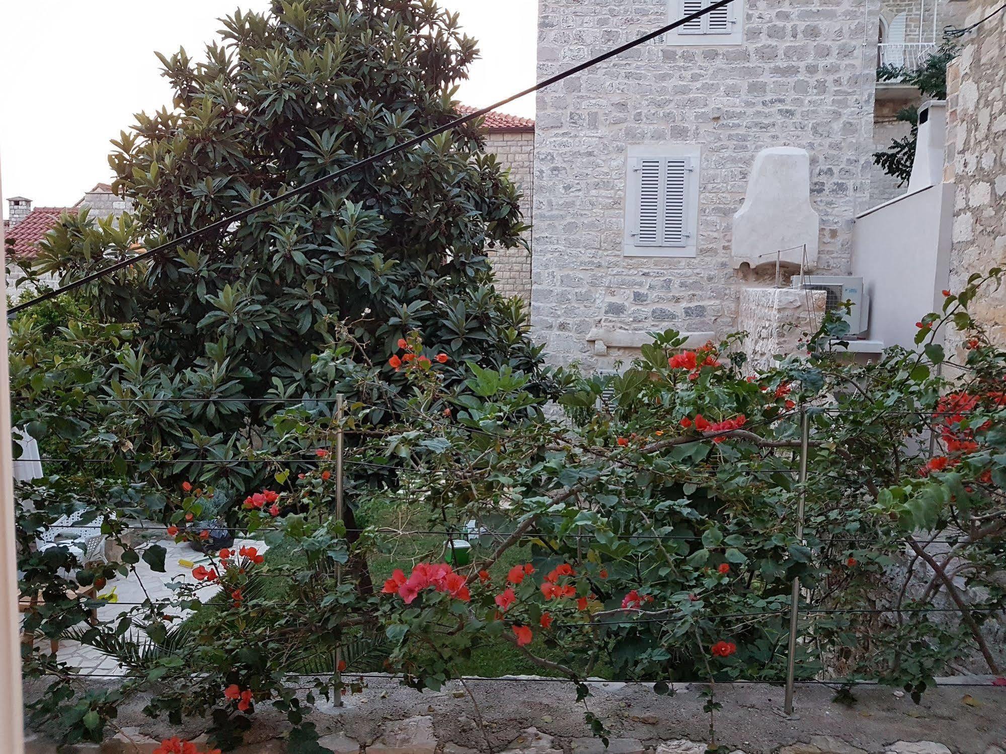 Apartments Nona 1 Hvar Town Kültér fotó