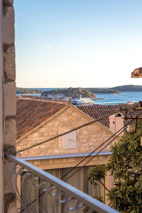 Apartments Nona 1 Hvar Town Kültér fotó