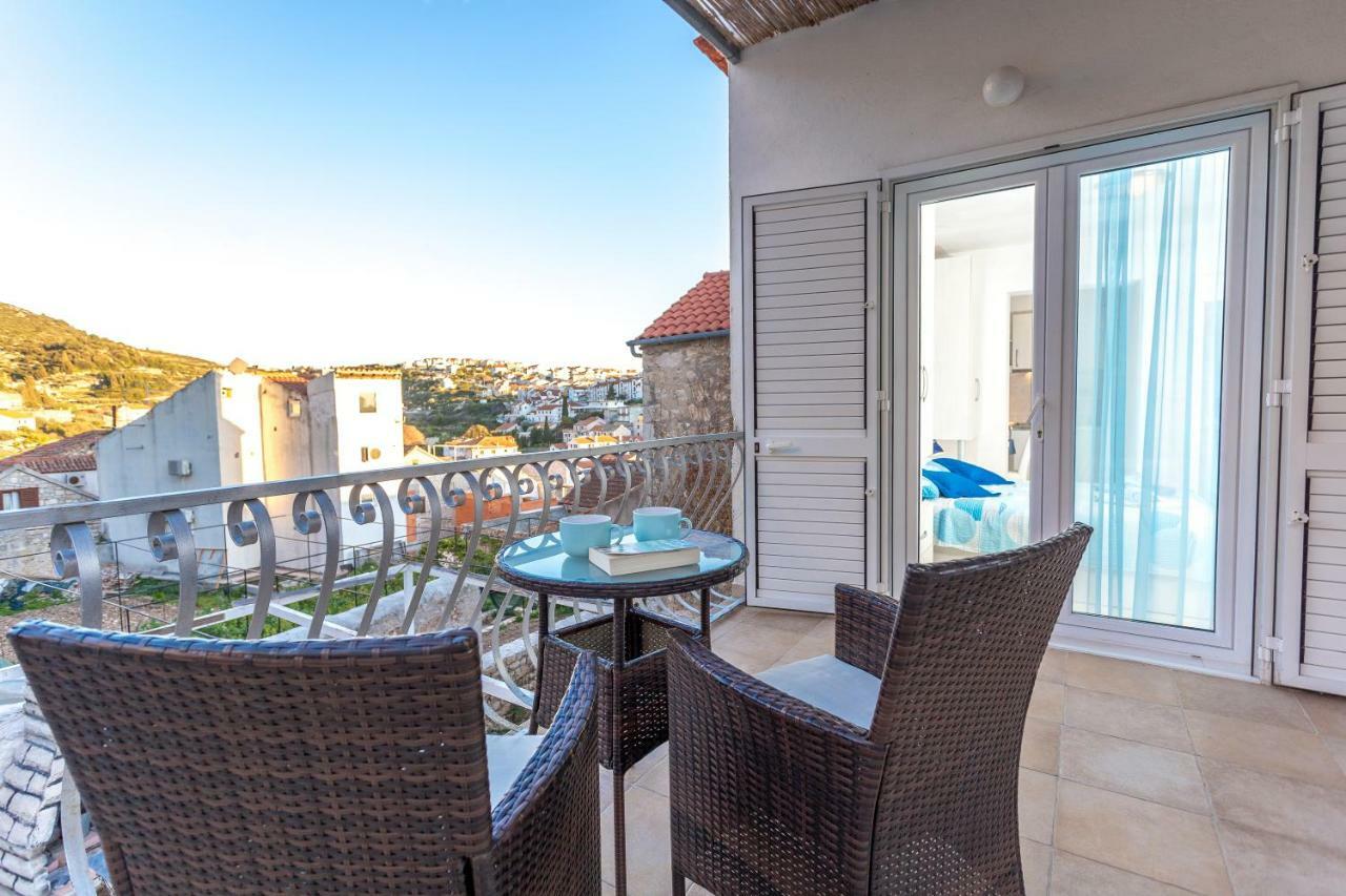 Apartments Nona 1 Hvar Town Kültér fotó